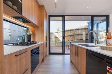 31D Aragon Avenue_2