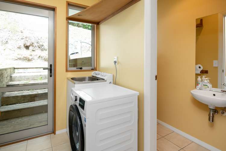 255 Queen Charlotte Drive Havelock_17