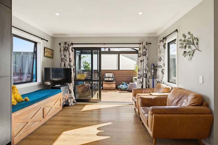 5 Bravo Place_5