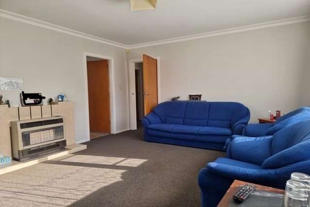 77 Wai-iti Crescent Woburn_2