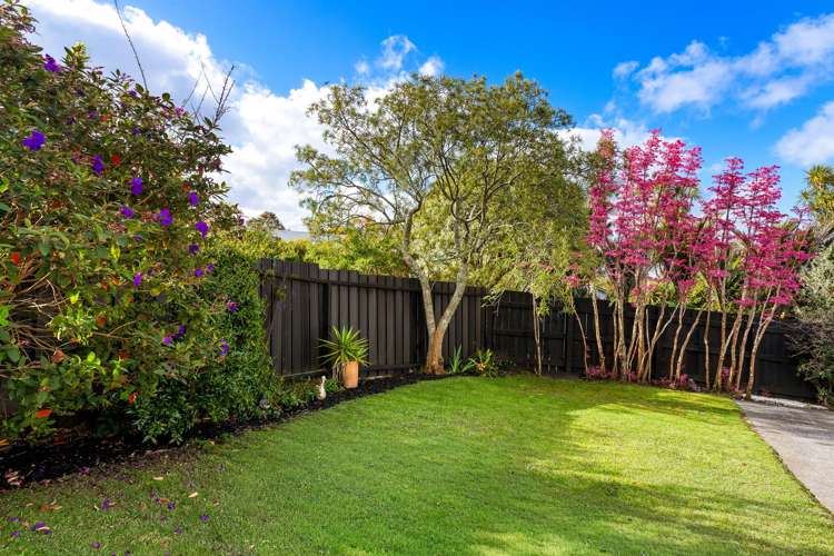 3 Malam Street Glen Eden_11