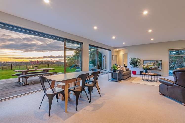 252 Polson Hill Drive Aokautere_3