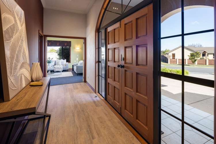 6 Merlin Close Huntington_18