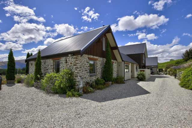 212 Cairnmuir Road Cromwell_2