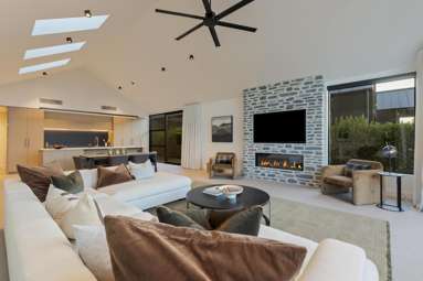 77 Kawarau Heights Boulevard_4