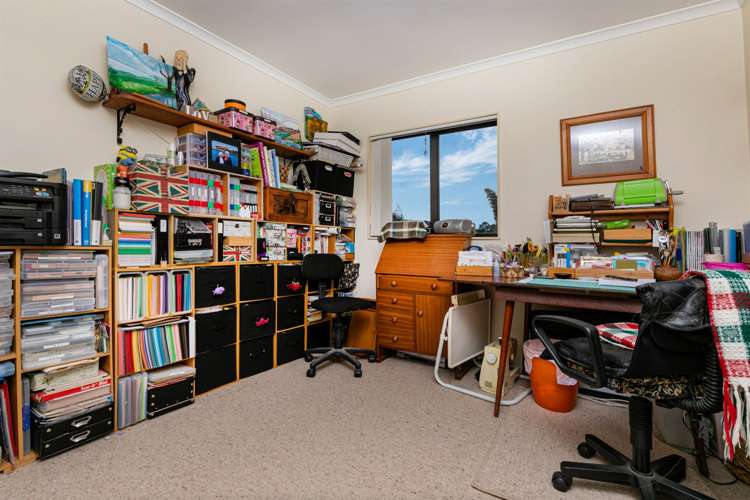 15 Westglen Place Ranui_13