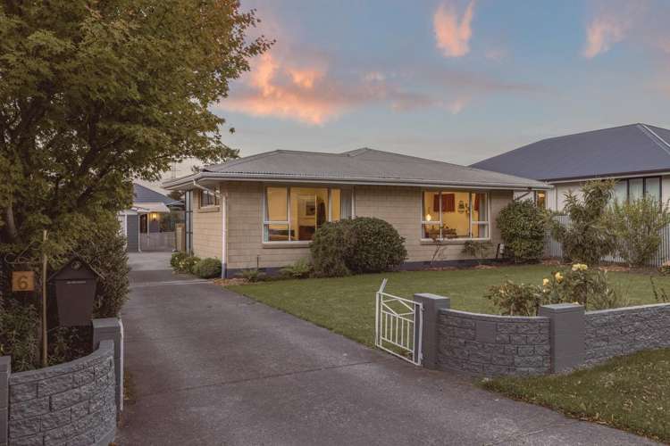6 Laing Crescent Heathcote Valley_19
