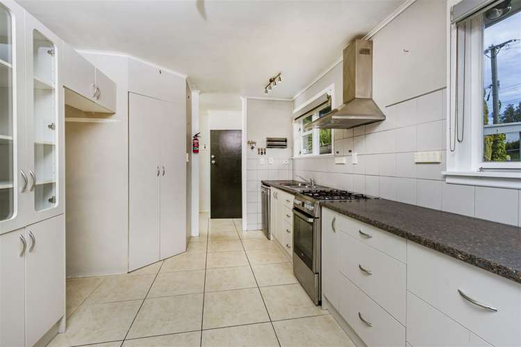 70 Chivalry Road Glenfield_7