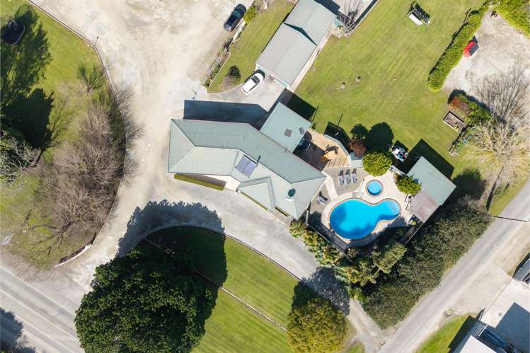 60 Main Road Makaraka_4