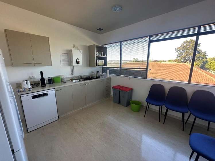 277 Te Irirangi Drive Flat Bush_3