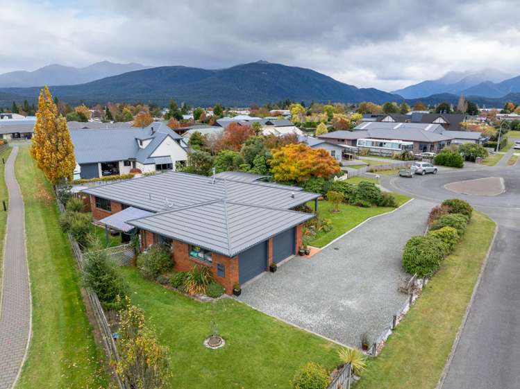 10 Melland Place Te Anau_42