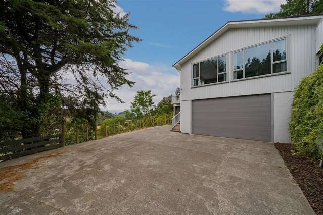 Charming Family Home in Whitemans Valley