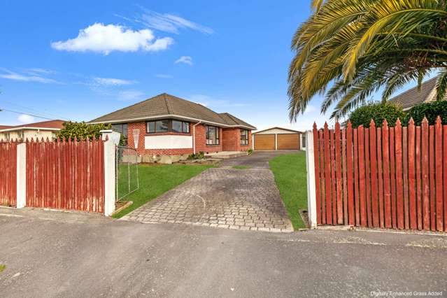 12 Brockenhurst Street Aranui_1