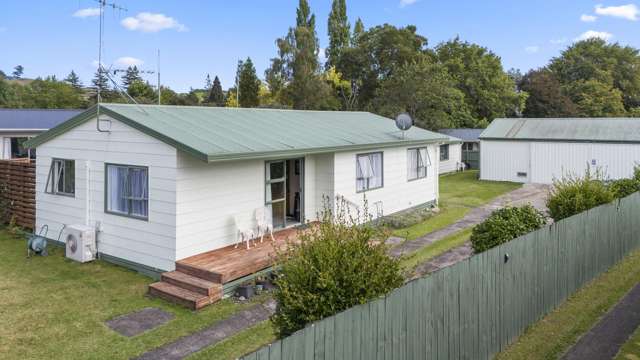 Did Someone Say Garages And Golf Course?