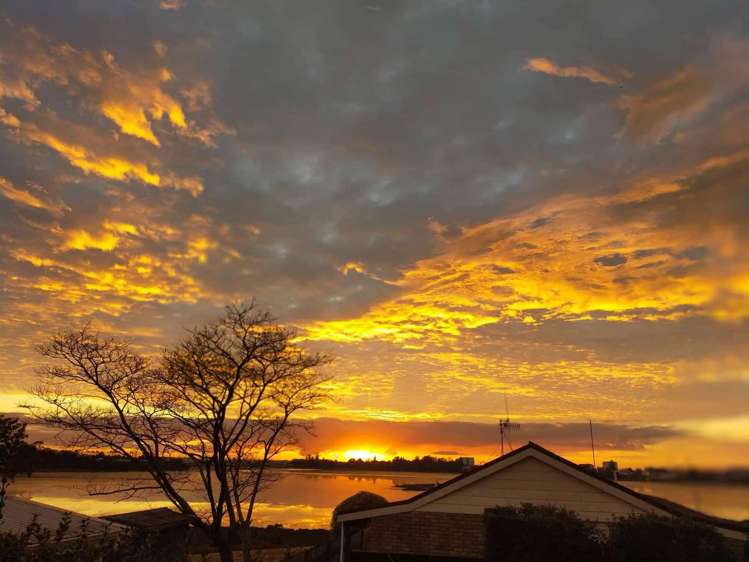 157 Kingswood Road Brookfield_12