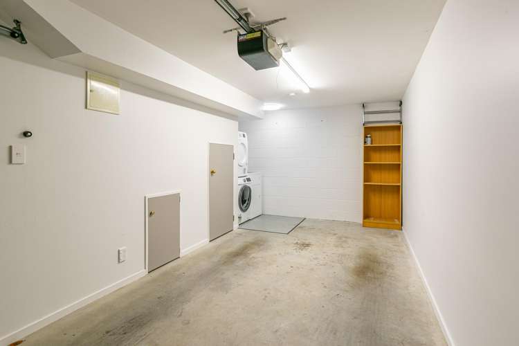 19/20 Thompson Street Mount Cook_15