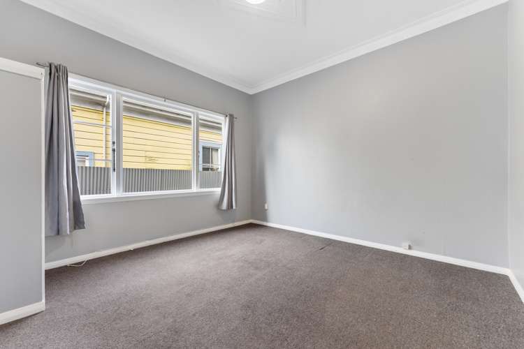 27 Waldegrave Street Palmerston North Central_9