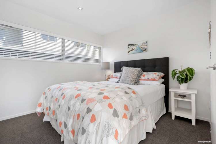 38 Pine Harbour Parade Beachlands_15