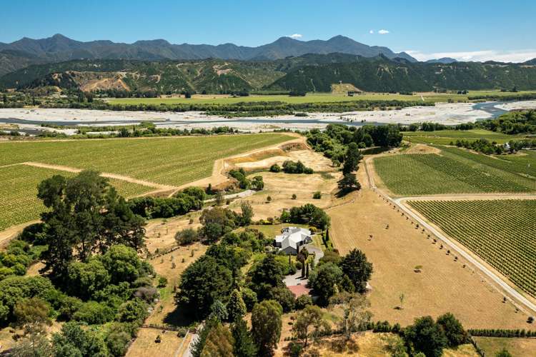 1048 State Highway 63 Wairau Valley_24