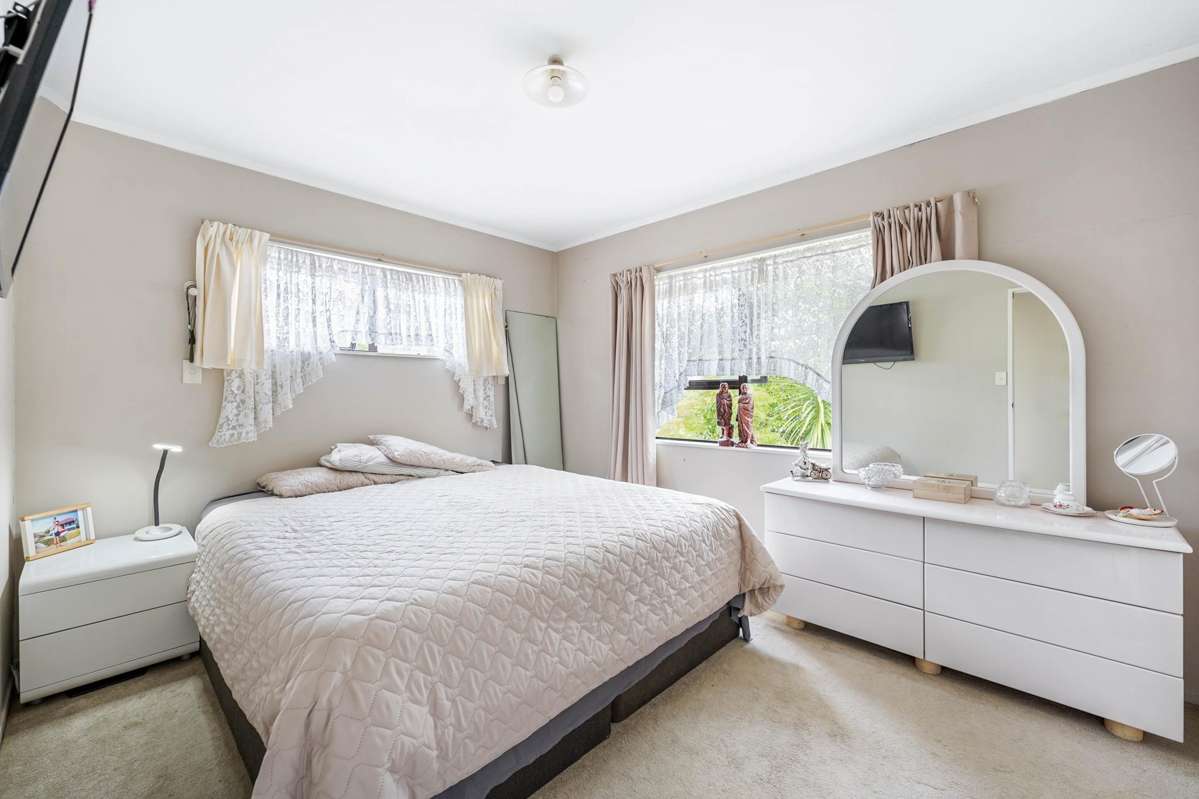 2/109 Athena Drive_1