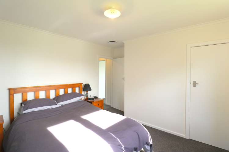 54 Tuai Street Ascot_8