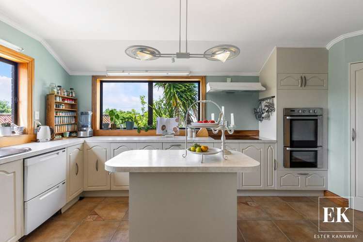 21 Laingfield Terrace Laingholm_11