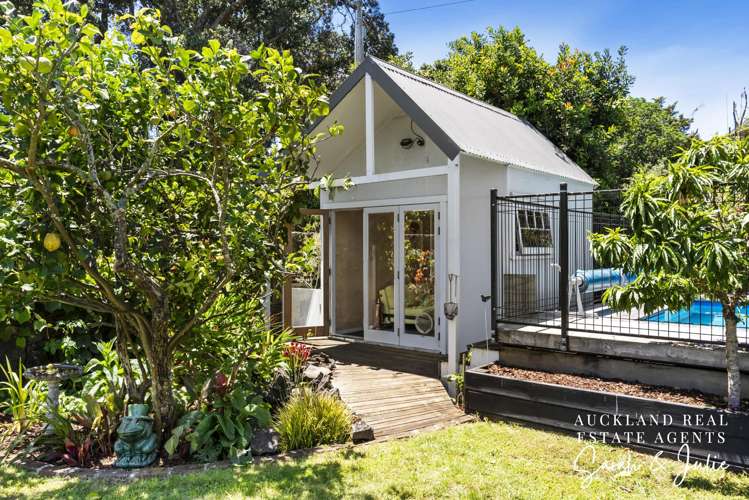 26 Brewster Avenue Morningside_20