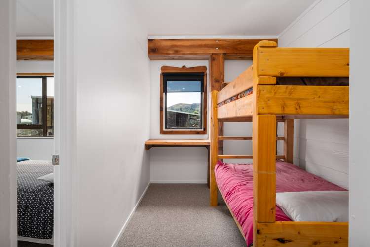 20 Rangiuia Road Tolaga Bay_23