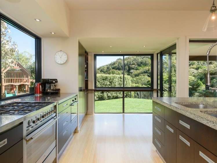 4 Glentui Grove Khandallah_8