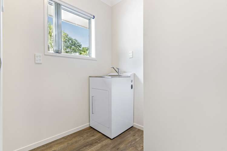 1/1 Takapu Street Henderson_13