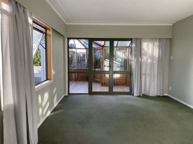 100 Forrest Hill Road Forrest Hill_2