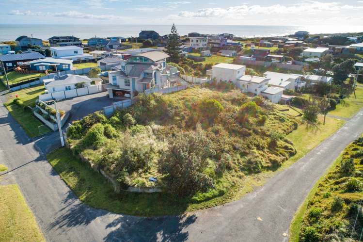 2 Nelson Street Foxton Beach_5