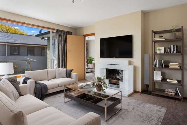 13 Dunstan Crescent Hornby_3