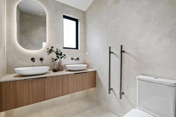 8A Serrata Place Browns Bay_21