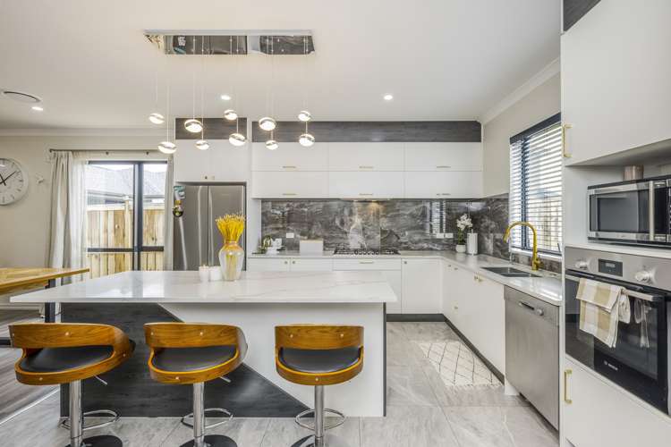 29 Black Beech Crescent Takanini_10