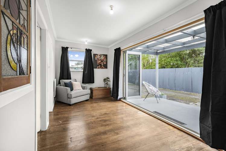 28 South Road Masterton_17