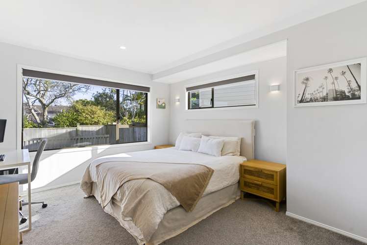 2/42 Raleigh Road Northcote_7
