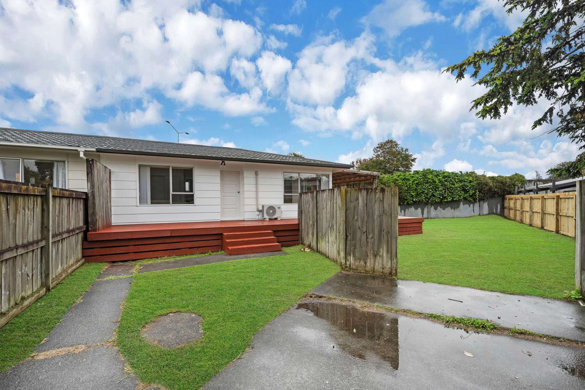 2/29 Kindergarten Drive Conifer Grove_0