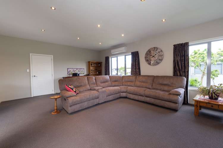 8 Somerset Grove Allenton_7