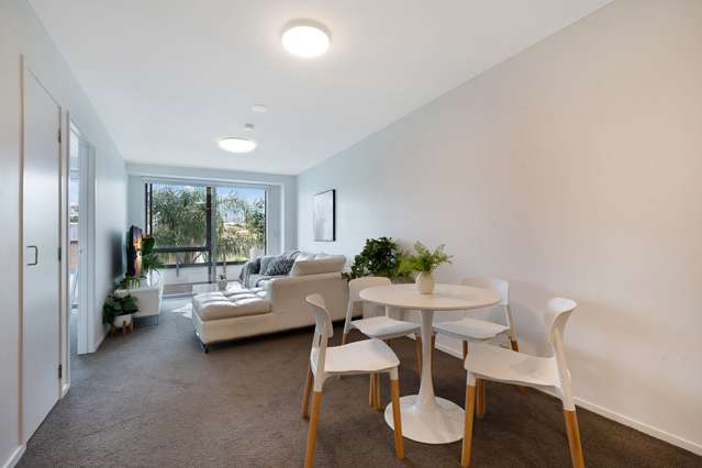 105/17 Link Crescent Stanmore Bay_1