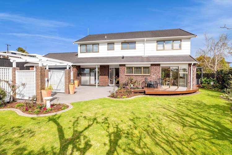 11 Leatham Avenue Strandon_28