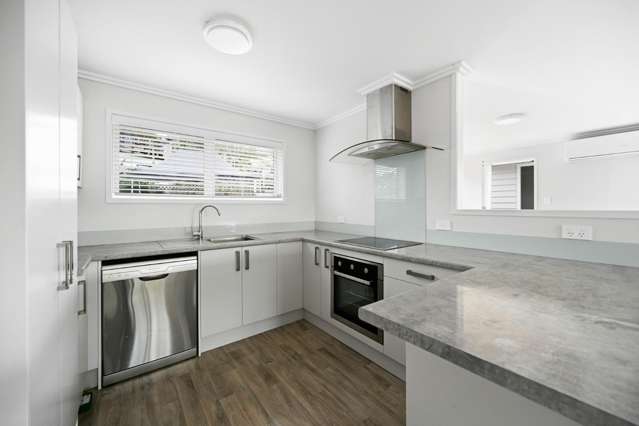 1/42B Hillcrest Road 1076_3