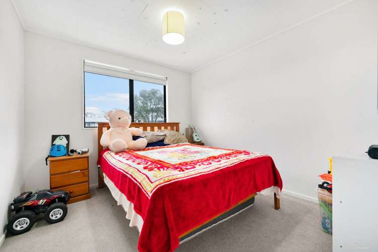 46 Maywood Crescent Glen Eden_10