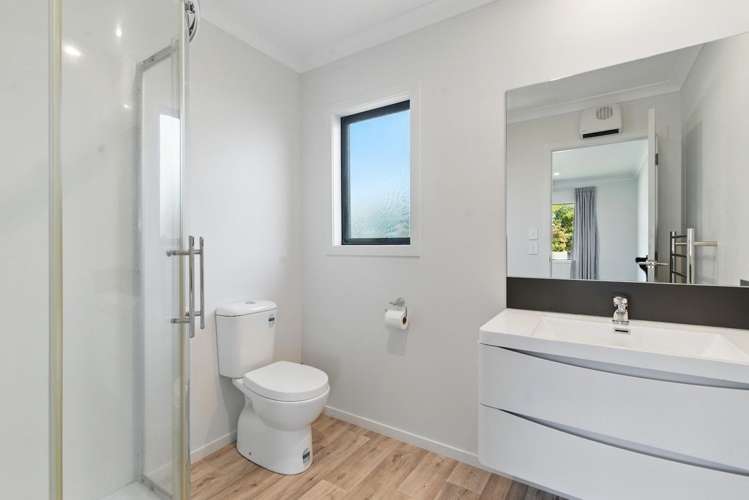 A/229 Shakespeare Street 11373_5