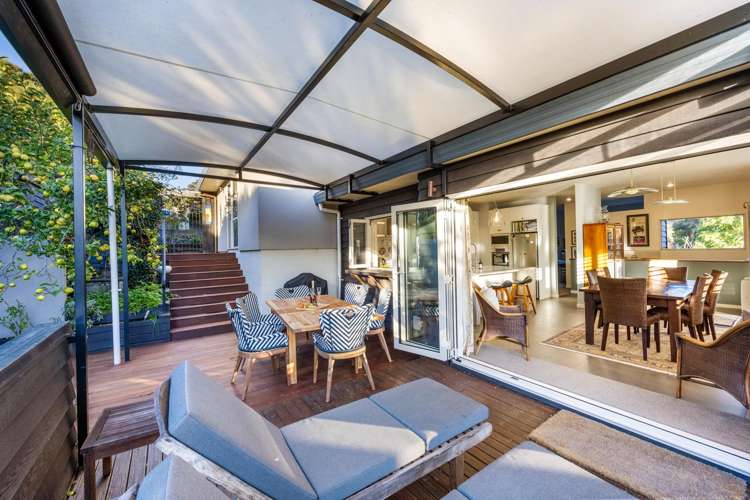 33 Chamari Close Titirangi_11