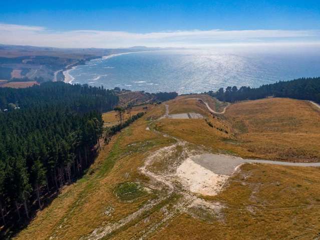 Lifestyle Block with Stunning Ocean Views