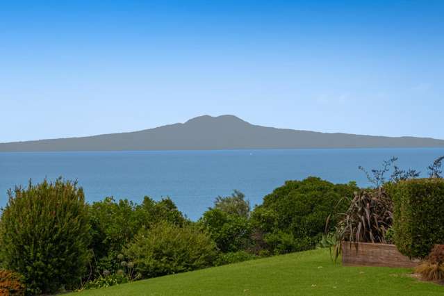 1031 Whangaparaoa Road Matakatia_2