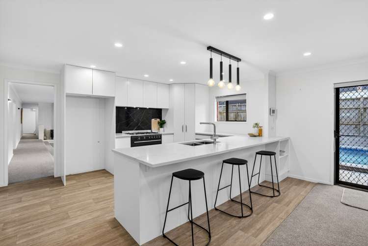26 Baltimore Place Forrest Hill_18