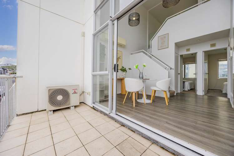 408/10 Flower Street Eden Terrace_13