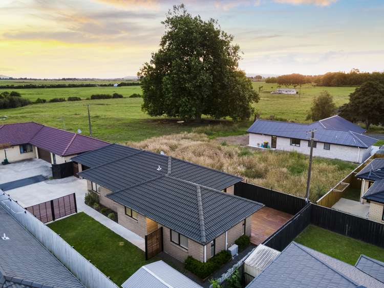 6 Southbrook Close Glenview_19